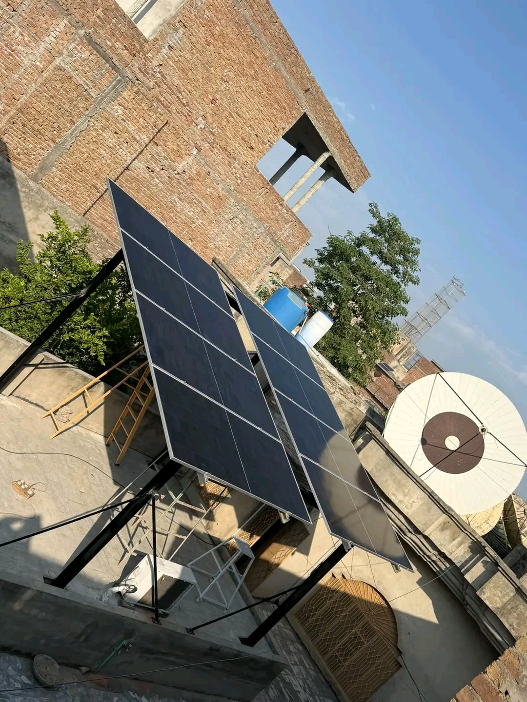 Steel solar panel mounting structure