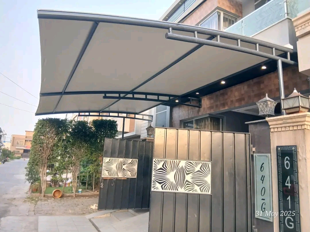 Tensile canopy structure