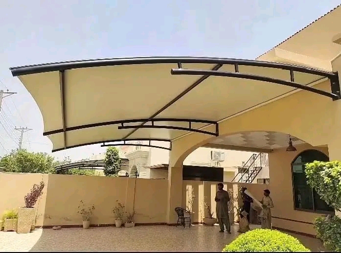 Tensile shade structure
