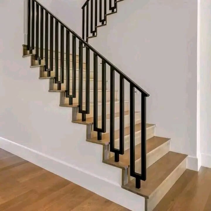Steel railing design